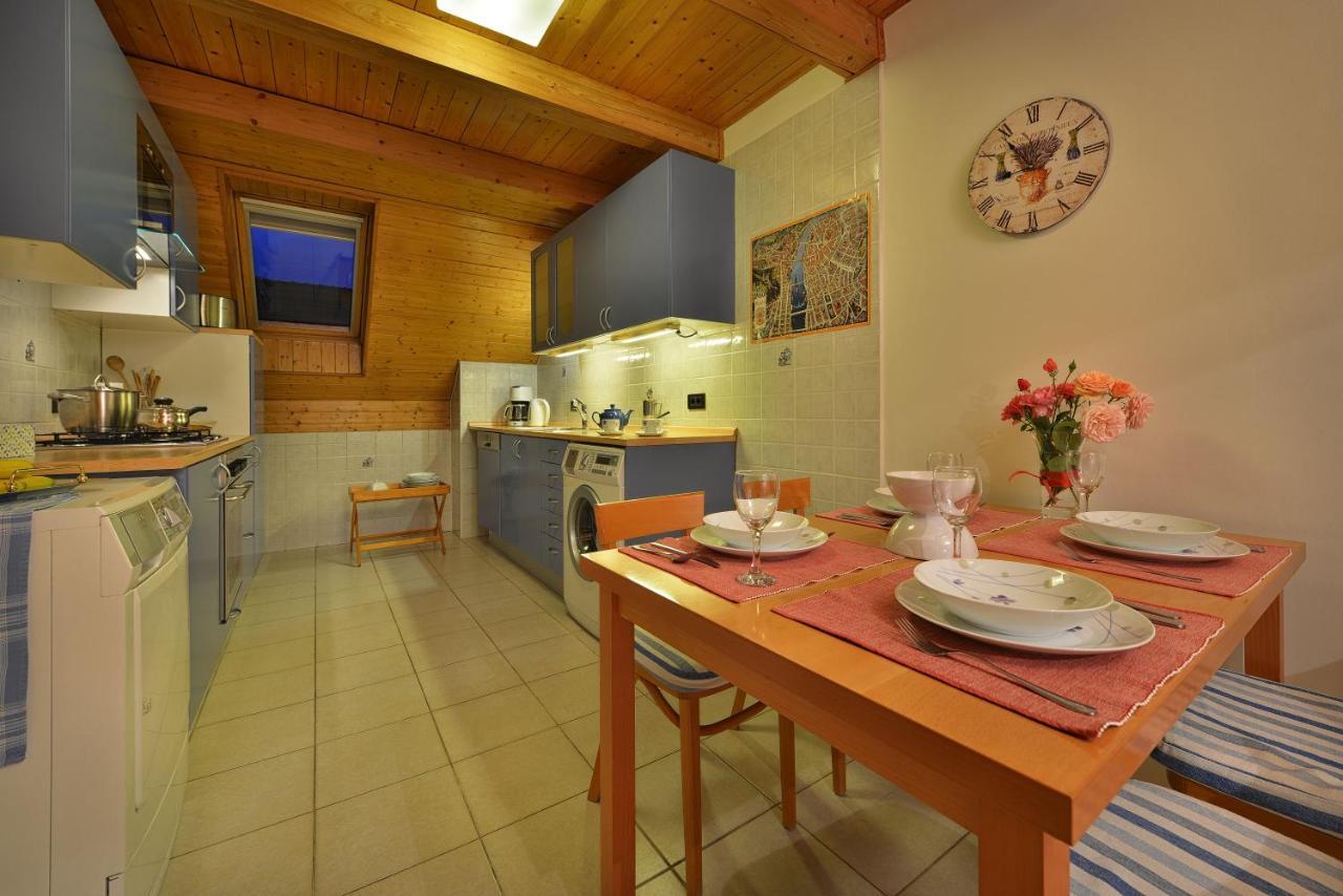 Old Town Apartments Tyn Πράγα Εξωτερικό φωτογραφία