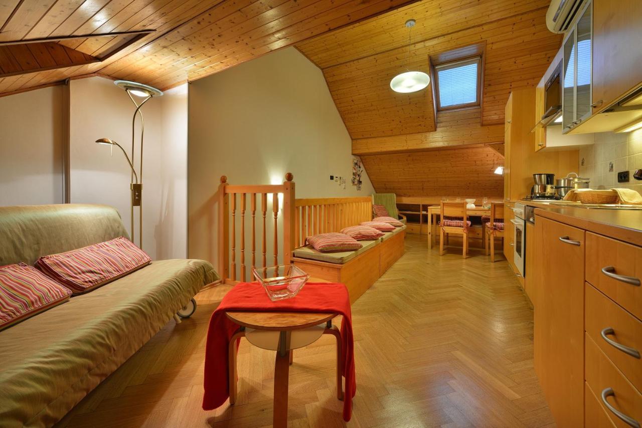 Old Town Apartments Tyn Πράγα Εξωτερικό φωτογραφία