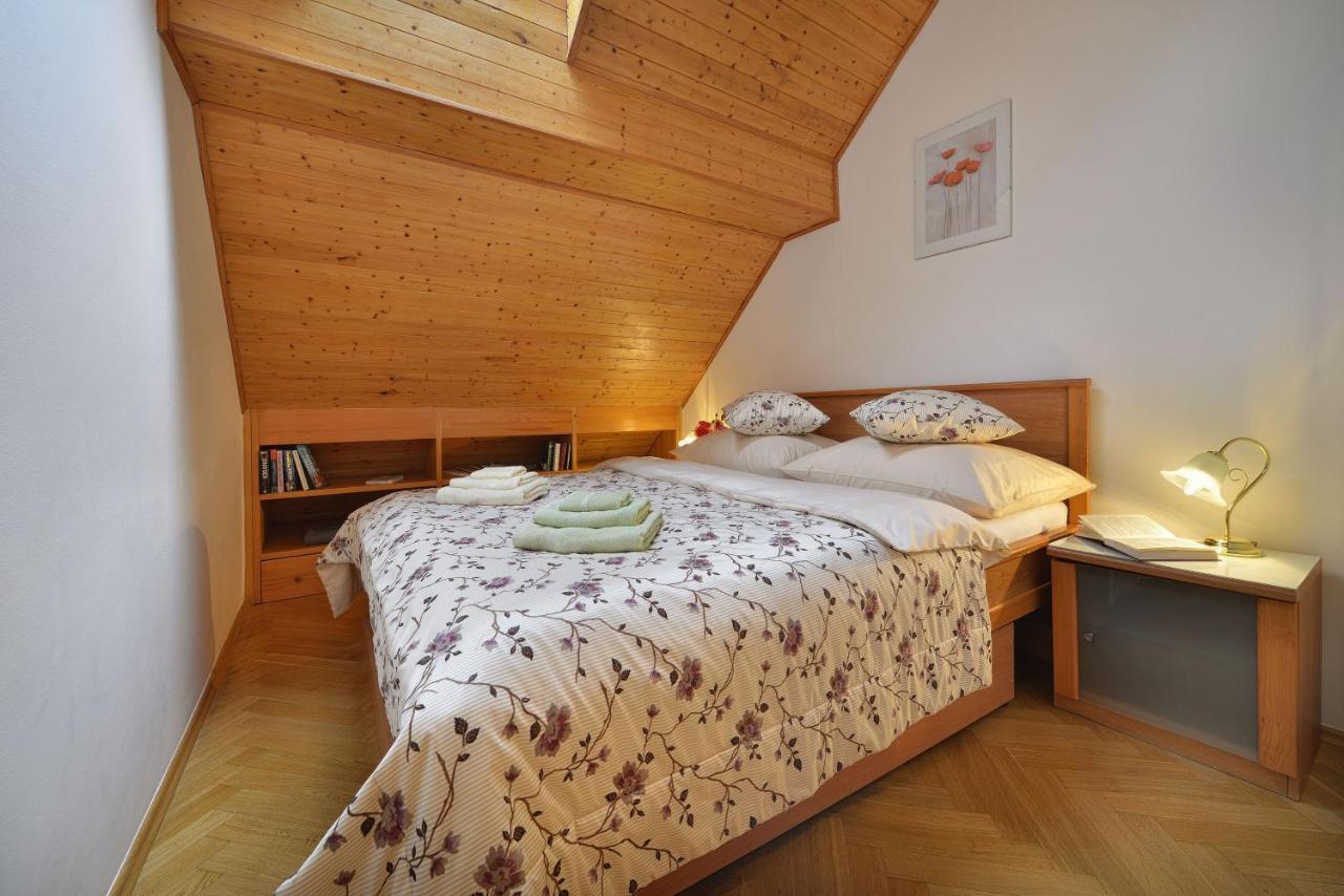 Old Town Apartments Tyn Πράγα Εξωτερικό φωτογραφία